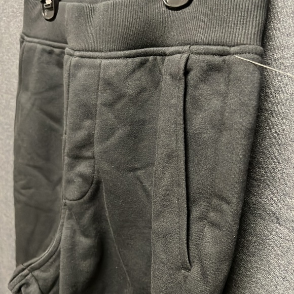 💥3/$15💥NWT - Skechers Men’s Explorer 9” Jogger Shorts - Small - Picture 10 of 11